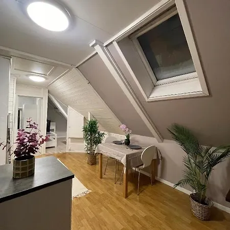 Apartment Sentrumsnaer Hybelleilighet Med Eget Kjokken Stavanger